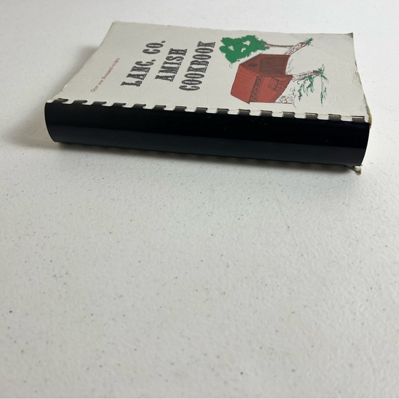 Vintage Lancaster County Amish Cookbook Pennsylvania Dutch Recipe 1982 Cook Book - Picture 2 of 11